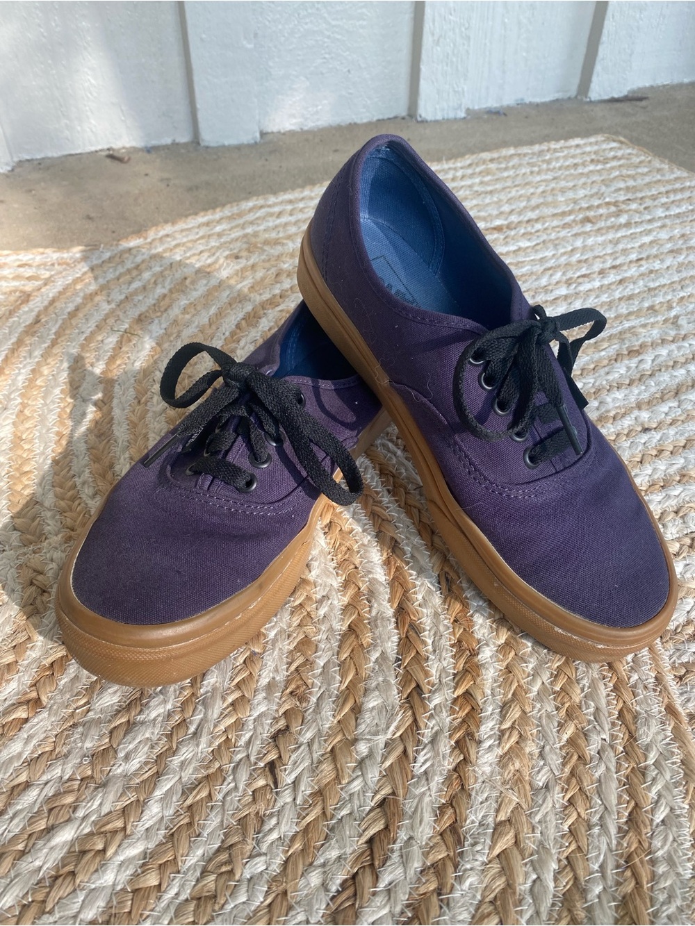 Vans Unisex Navy Canvas Tie Sneakers with Gum Sole